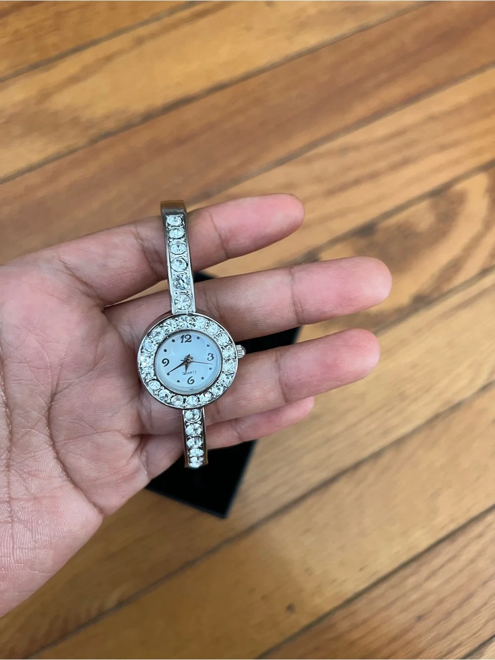 N/A elegant silver